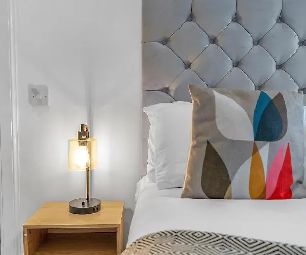 Jamson Pl - 3br Sleeps 7 Edinburgh