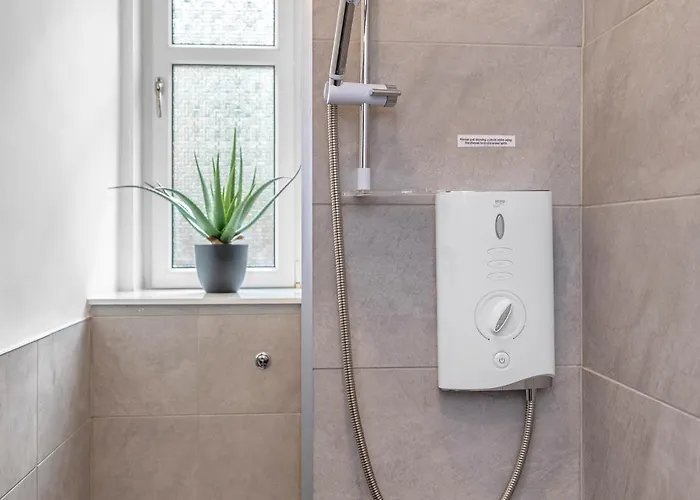 Jamson Pl - 3br Sleeps 7 דירה