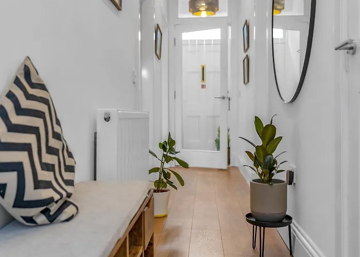 דירה Jamson Pl - 3br Sleeps 7 אדינבורו