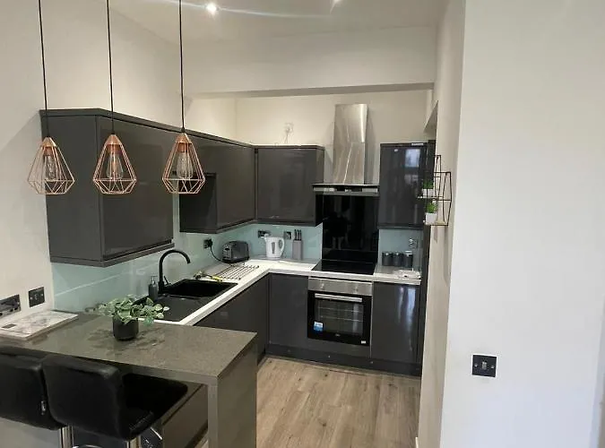Apartament Stylish & Comfortable Ground Floor House - Main Door Private Entrance - Free Parking & Garden Edynburg