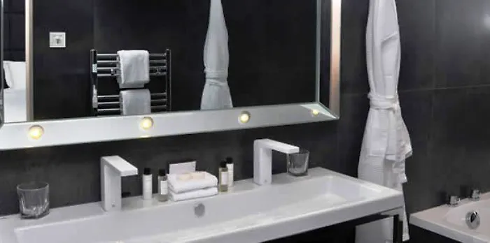 The On The Mile Hotel Edinburgh