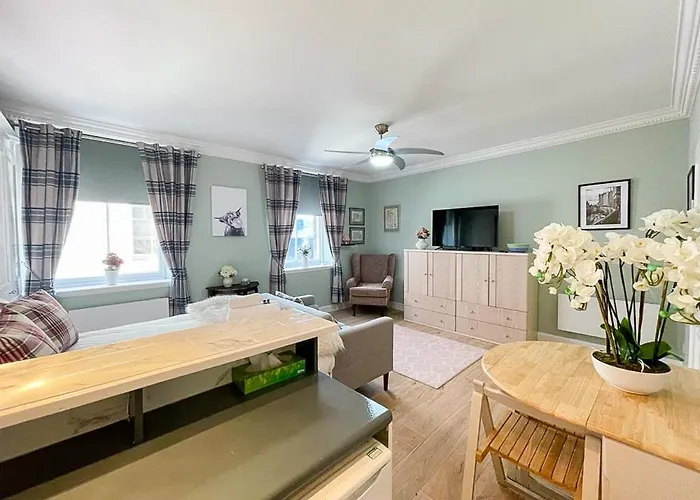 Snug On The Grassmarket, 5mins From Castle * Edinburgh