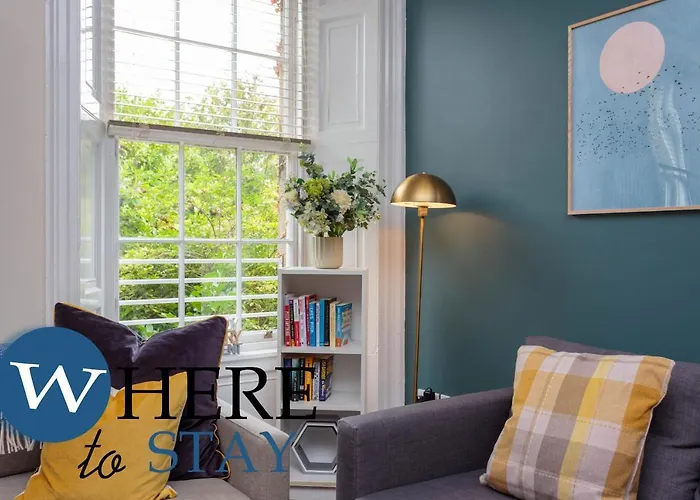 Stylish 2bed Underneath Castle شقة *