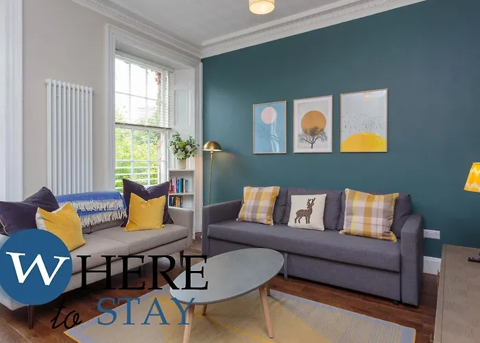 شقة Stylish 2bed Underneath Castle إدنبرة