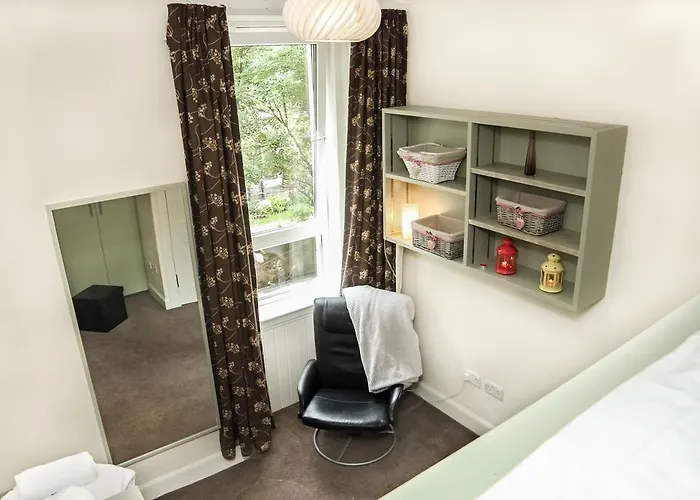 Chic & Bright Flat Near Holyrood Park Daire *