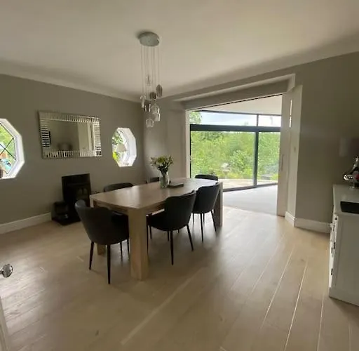 Villa Gorgeous Family 15 Mins From Centre Edinburgh