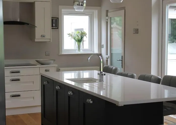 Gorgeous Family 15 Mins From Centre