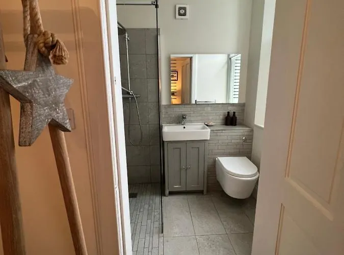 Wm Garden אדינבורו