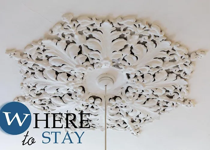 Beautiful 2bed Ground-f Pitt St.