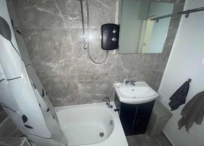 דירה Steps Away From The Action אדינבורו