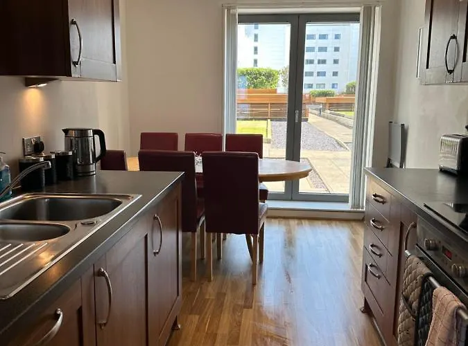 Stunning Waterfront Western Harbour