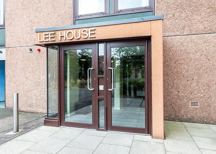 Summer At The Of * Edinburg