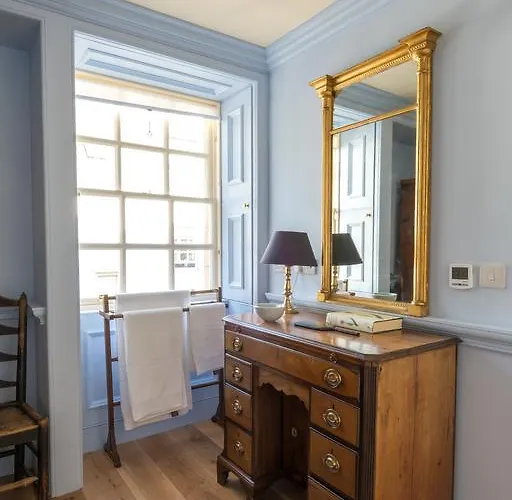 The Pavilion At Lamb's House Edinburgh