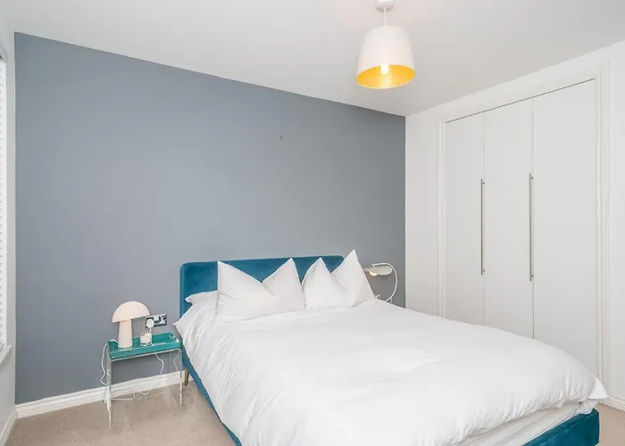 Lejlighed Cosy Modern Flat - Pass The Keys