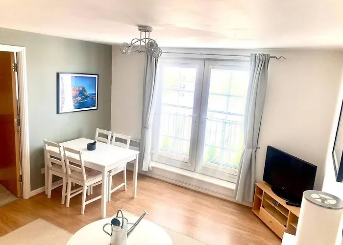 דירה Bright Modern אדינבורו