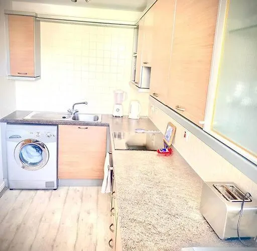 דירה Bright Modern אדינבורו