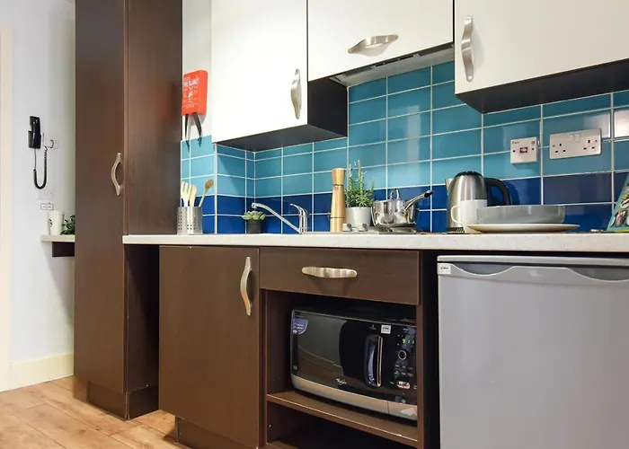 And Ensuite Bedrooms With Shared Kitchen At Fountainbridge In