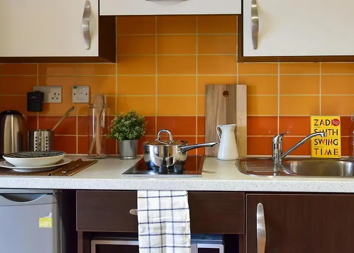 And Ensuite Bedrooms With Shared Kitchen At Fountainbridge In * אדינבורו