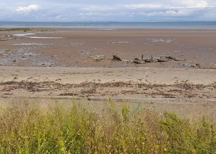 Belfry 2 - Luxury Spacious Family Caravan Campsite Edinburgh