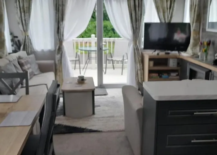 Campingplatz Belfry 2 - Luxury Spacious Family Caravan *