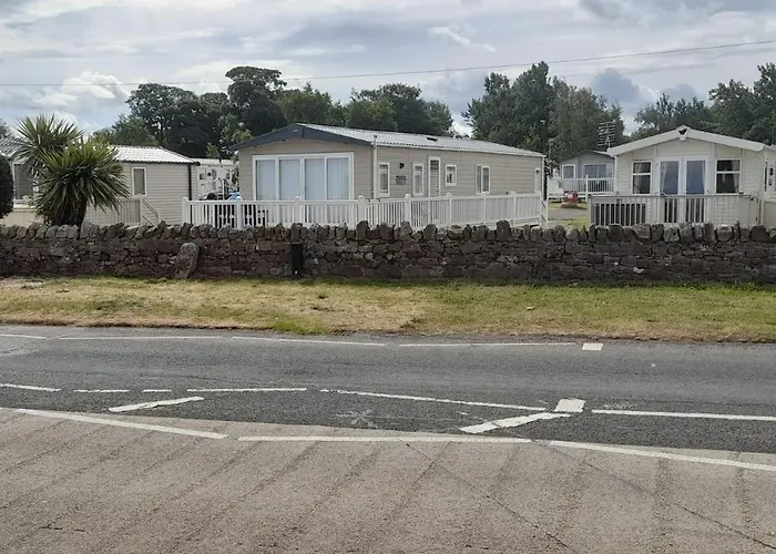 Campsite Belfry 2 - Luxury Spacious Family Caravan *