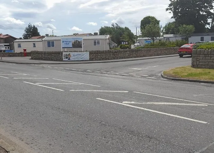 Belfry 2 - Luxury Spacious Family Caravan Campsite