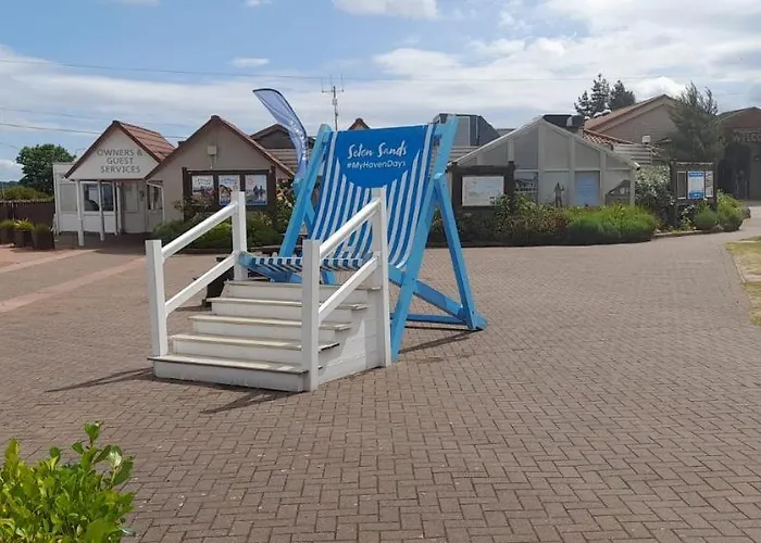 Campingplatz Belfry 2 - Luxury Spacious Family Caravan