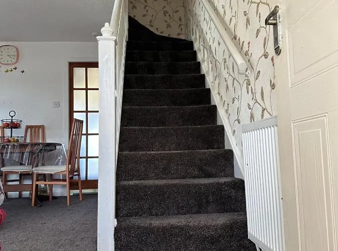 Apartament Peaceful Private With Free Parking And Wifi Edynburg