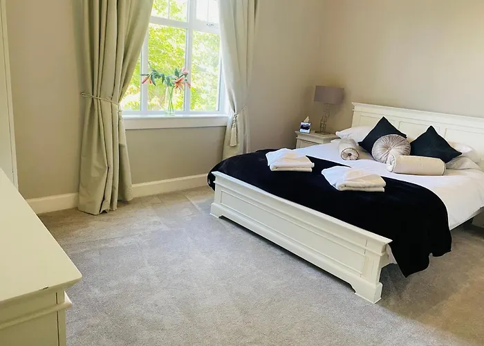 Villa Gorgeous Family 15 Mins From Centre *