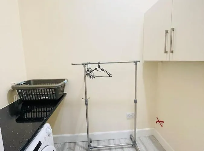 Large Flat In F2 With Mountain View Appartement Edinburgh