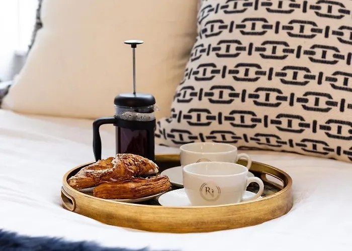 Righ - Luxurious Centre Three Bedroom شقة إدنبرة