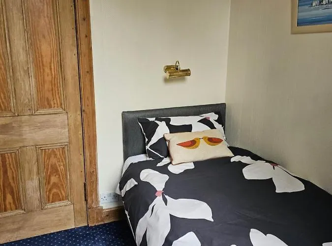 Smiths Guest house Edinburgh