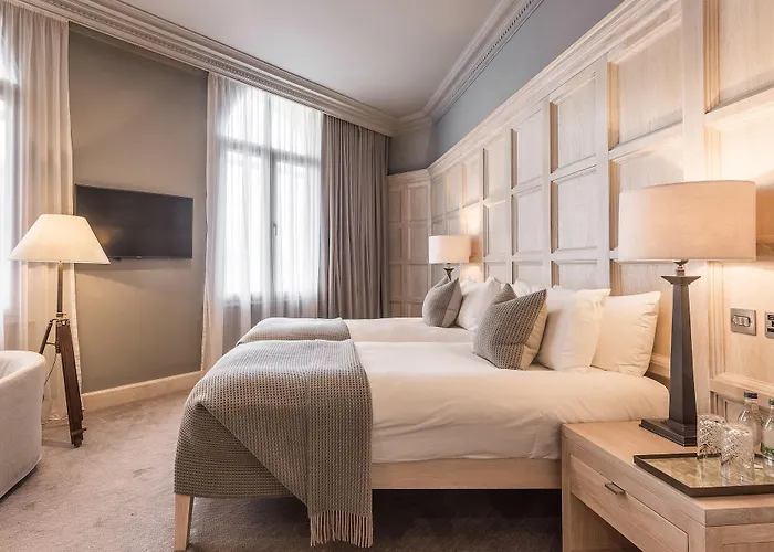 The Scotsman Hotell 4*