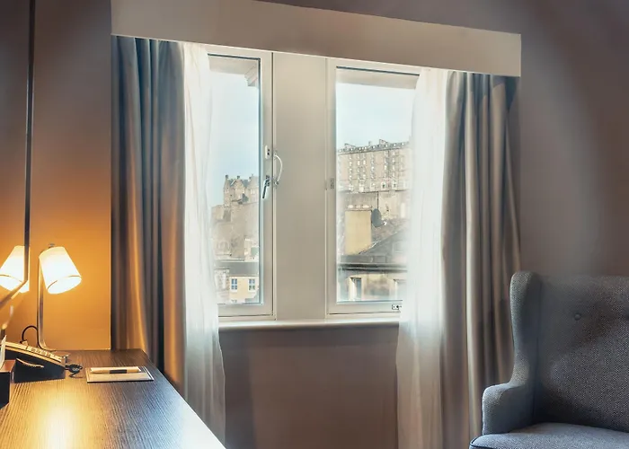 Hotel Doubletree By Hilton Centre 4*