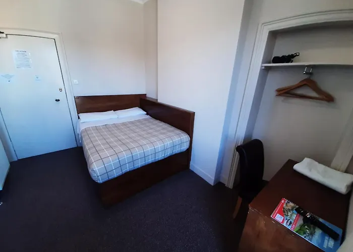 Adelphi Guest house Edinburgh