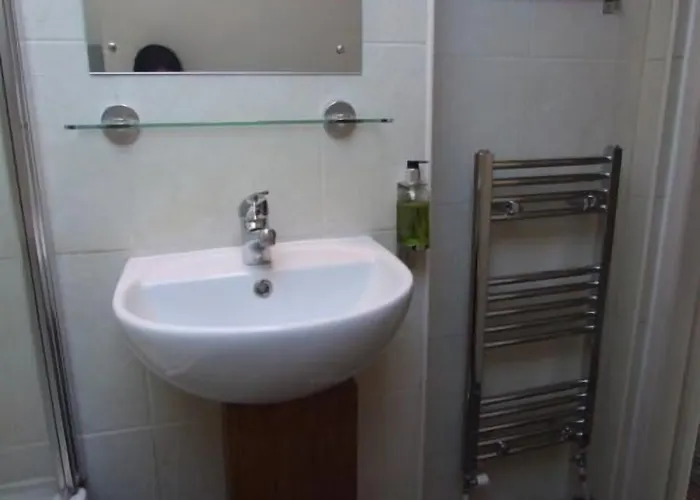Leith House 3*