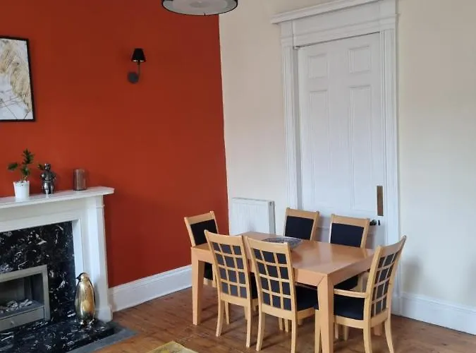 3 Double-bed Georgian In Prime Location Apartment Edinburgh