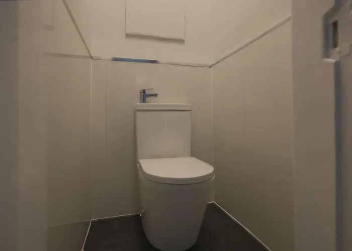 شقة Cosy & Broughton 2br Near Centre