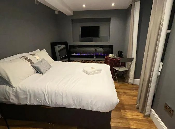 Homestay Cosy Double Bed With Fire Place *