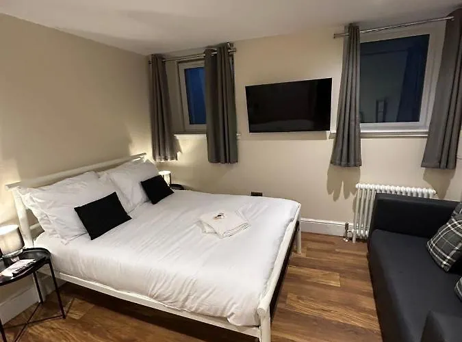 Modern Double With Sofa