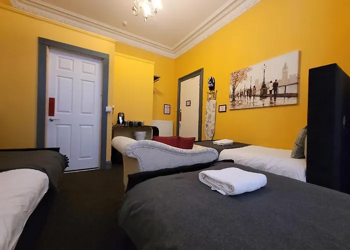 - Gilmore Pensionat 3*