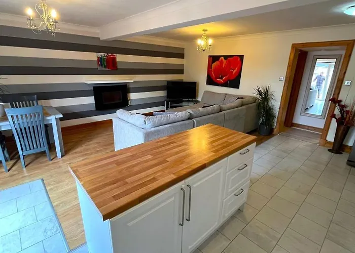 Elegant 2 Bedroom Horská chata *