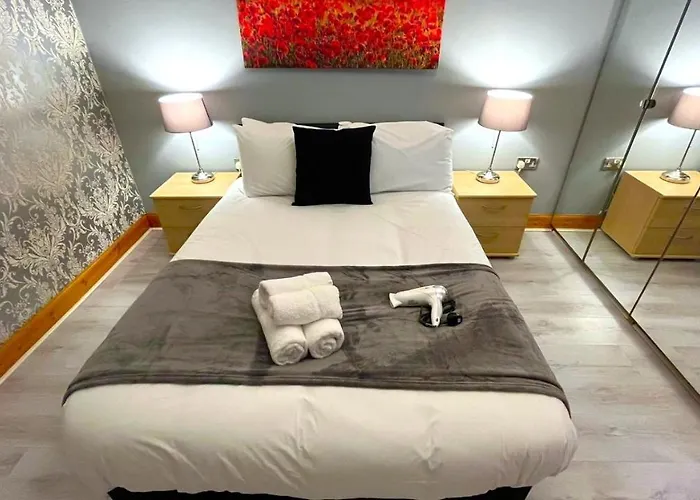 Elegant 2 Bedroom