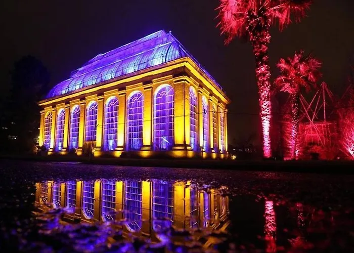 Stylish Victorian Apartment's Close To The Botanical Gardens, Free Parking! Appartamento