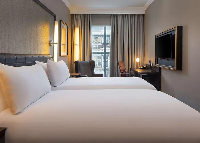 Doubletree By Hilton Centre 4*