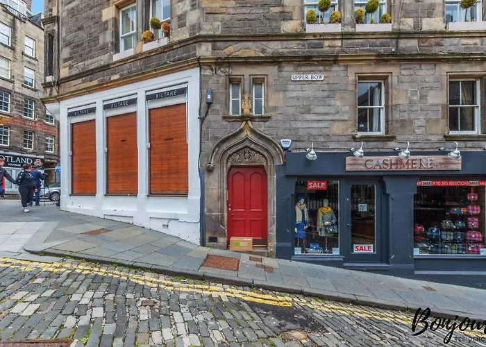 Trocadero - Central-royal Mile Castle Апартаменты *
