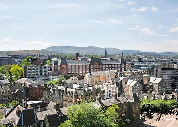 Trocadero - Central-royal Mile Castle *