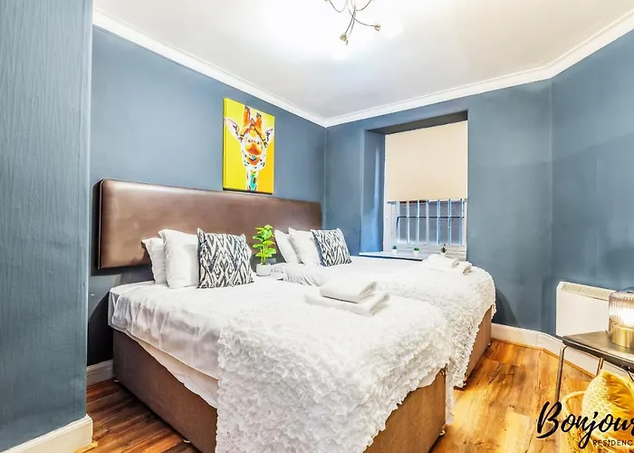 Trocadero - Central-royal Mile Castle