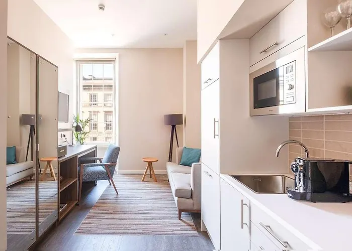 Heeton Concept Queen Street