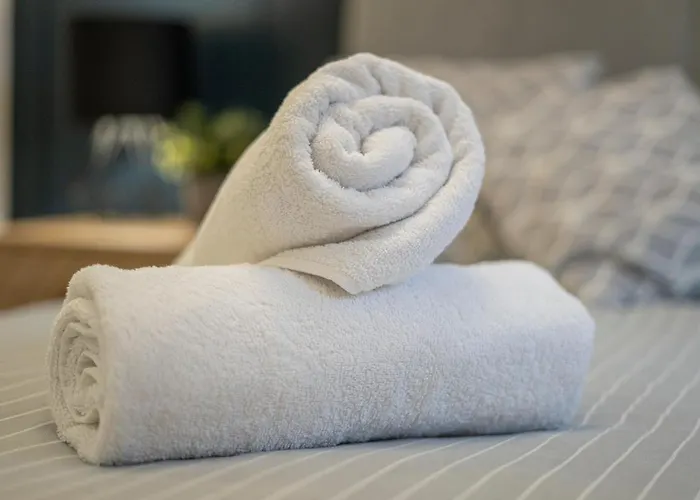 דירה Modern 2bed Apartment-free Parking